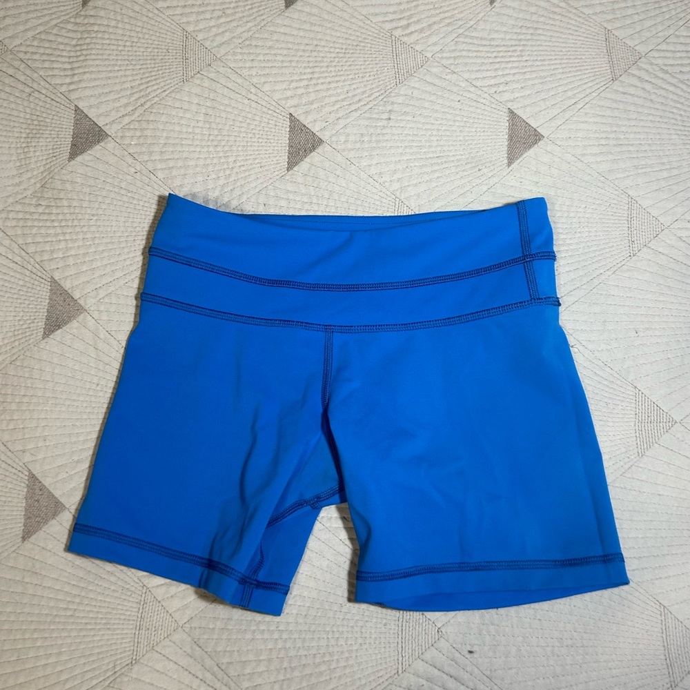 Blue Lululemon bike shorts spandex